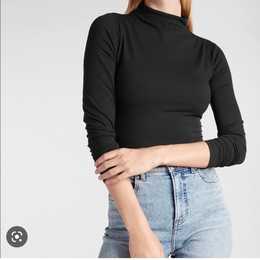 NWOT Express Body Contour Cozy Mock Neck Top